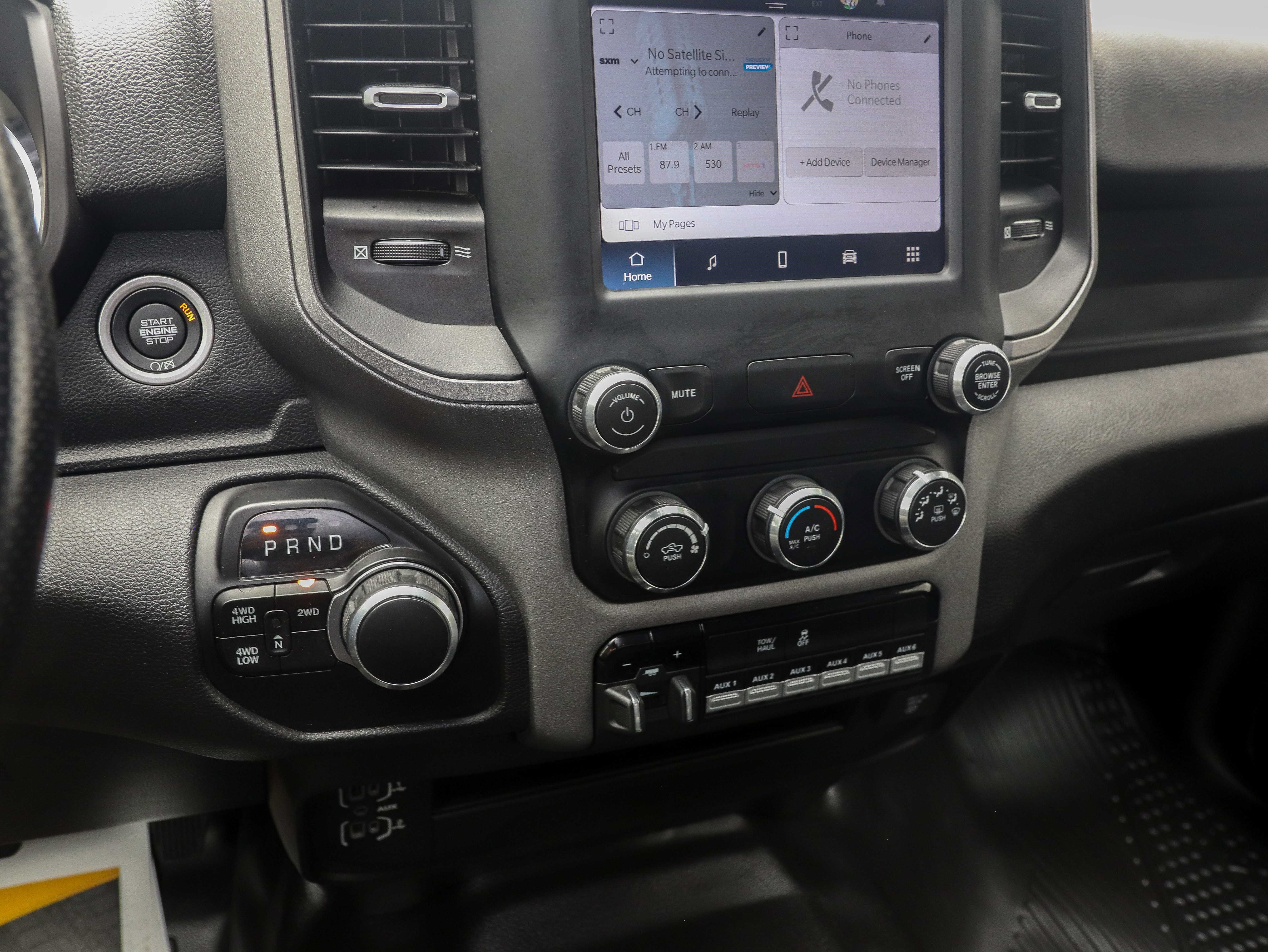 Used 2024 RAM 2500 Tradesman w/ Chrome Appearance Group AWD/4WD image 19
