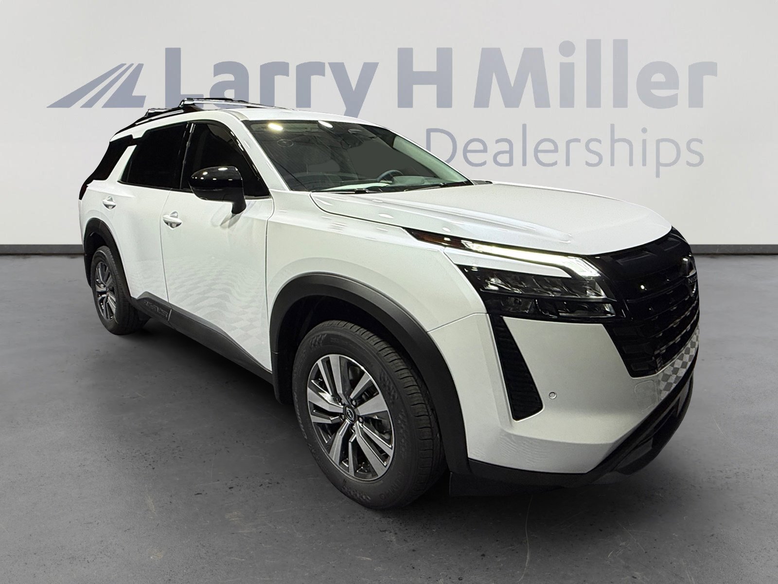 New 2026 Nissan Pathfinder SL image 7