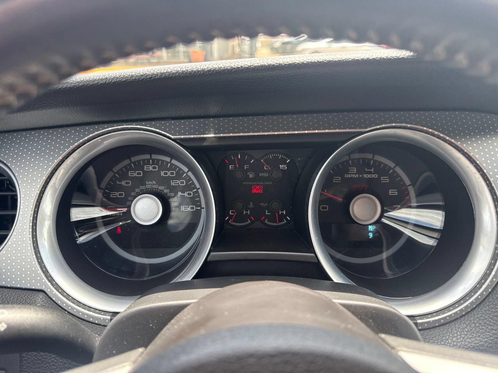 Used 2010 Ford Mustang Shelby GT500 RWD image 18