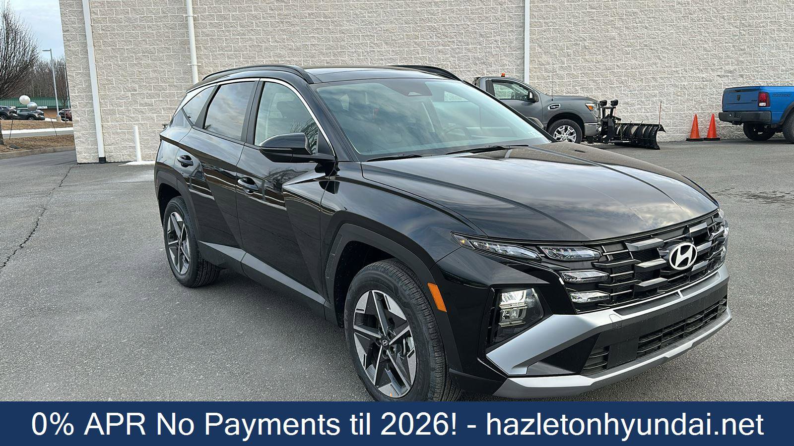 New 2025 Hyundai Tucson SEL image 1