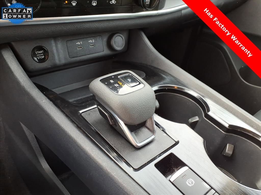 Used 2024 Nissan Rogue S image 24