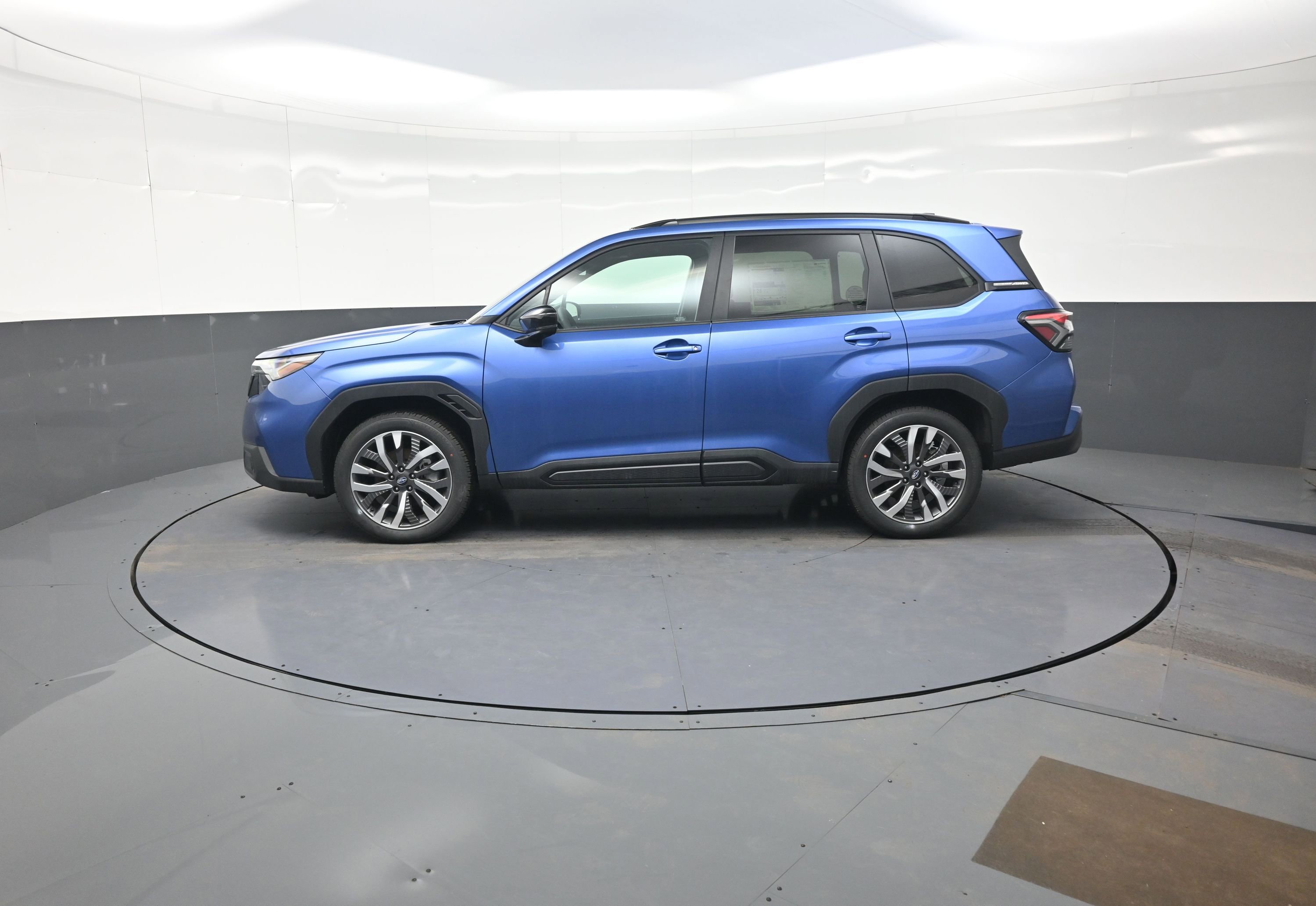New 2026 Subaru Forester Touring AWD/4WD image 6