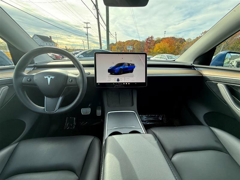 Used 2023 Tesla Model Y Performance image 13