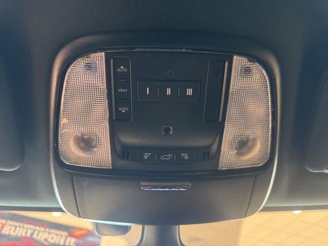 New 2025 Dodge Durango SRT Hellcat w/ Trailer Tow Group IV image 24