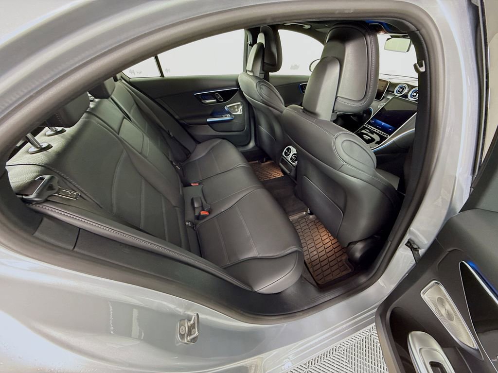 Used 2025 Mercedes-Benz C 300 4MATIC Sedan image 27