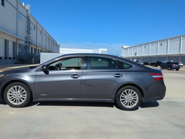 Used 2014 Toyota Avalon XLE Touring FWD image 5