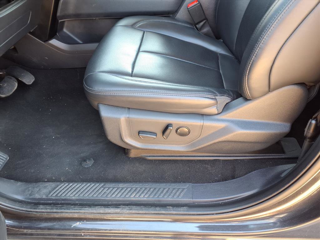 Used 2024 Ford Expedition XLT AWD/4WD image 15