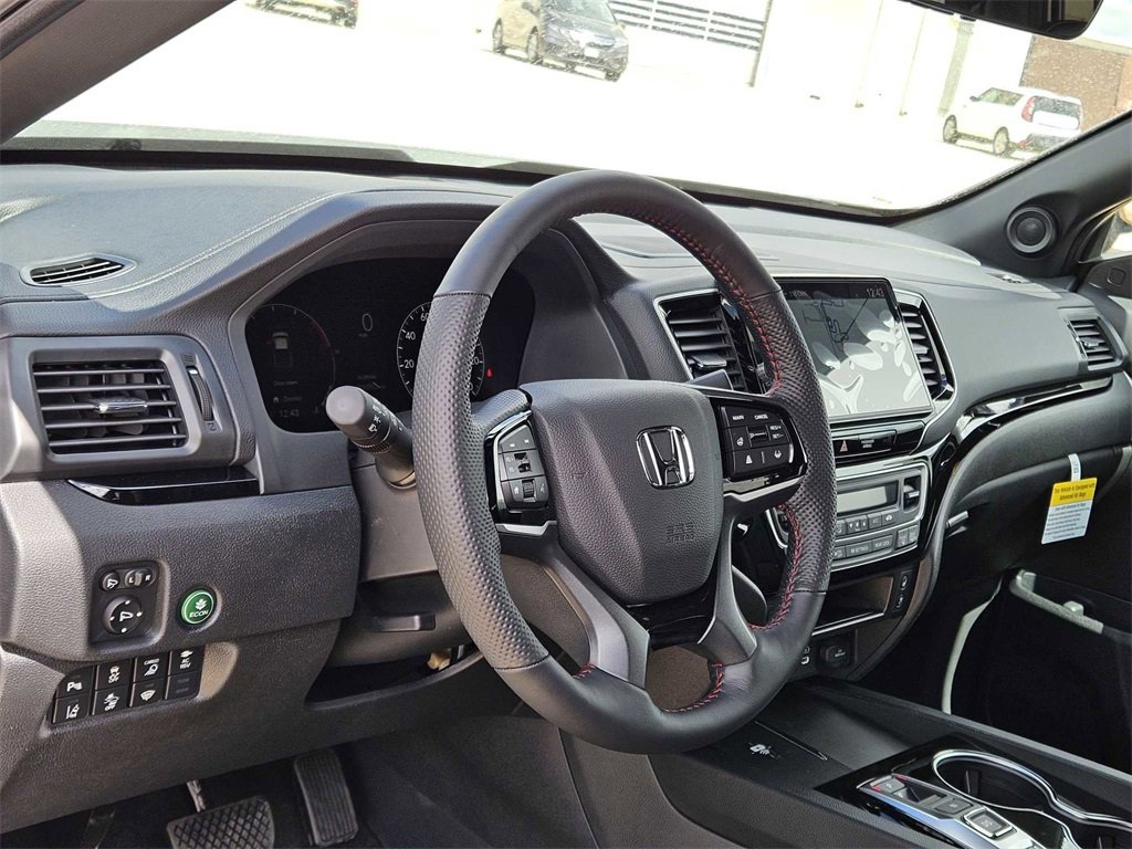 New 2026 Honda Ridgeline Black Edition image 13