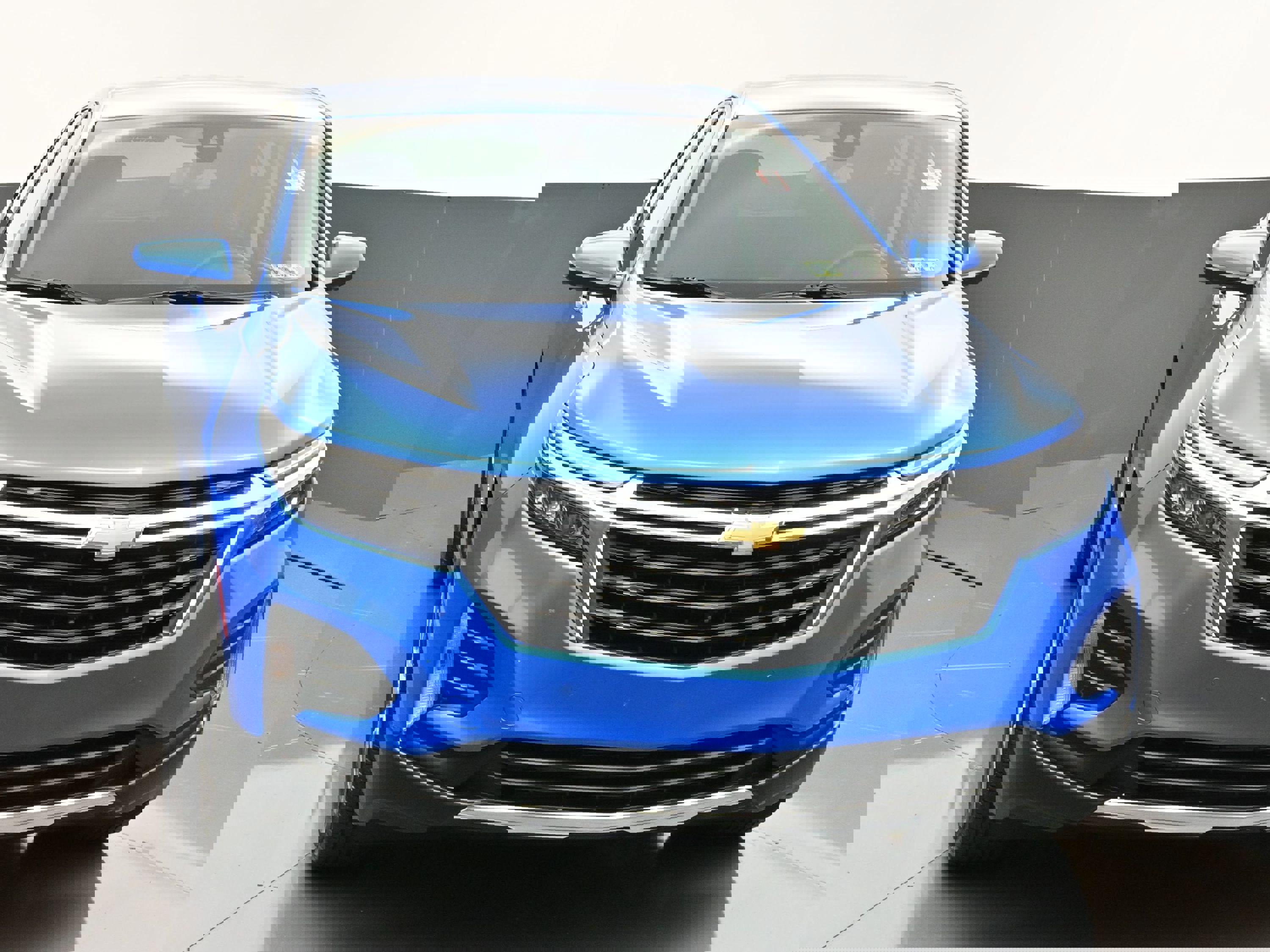 Used 2024 Chevrolet Equinox LT image 3