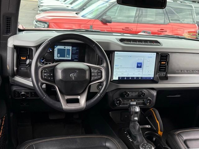 Certified 2023 Ford Bronco Badlands w/ Sasquatch Package AWD/4WD image 8