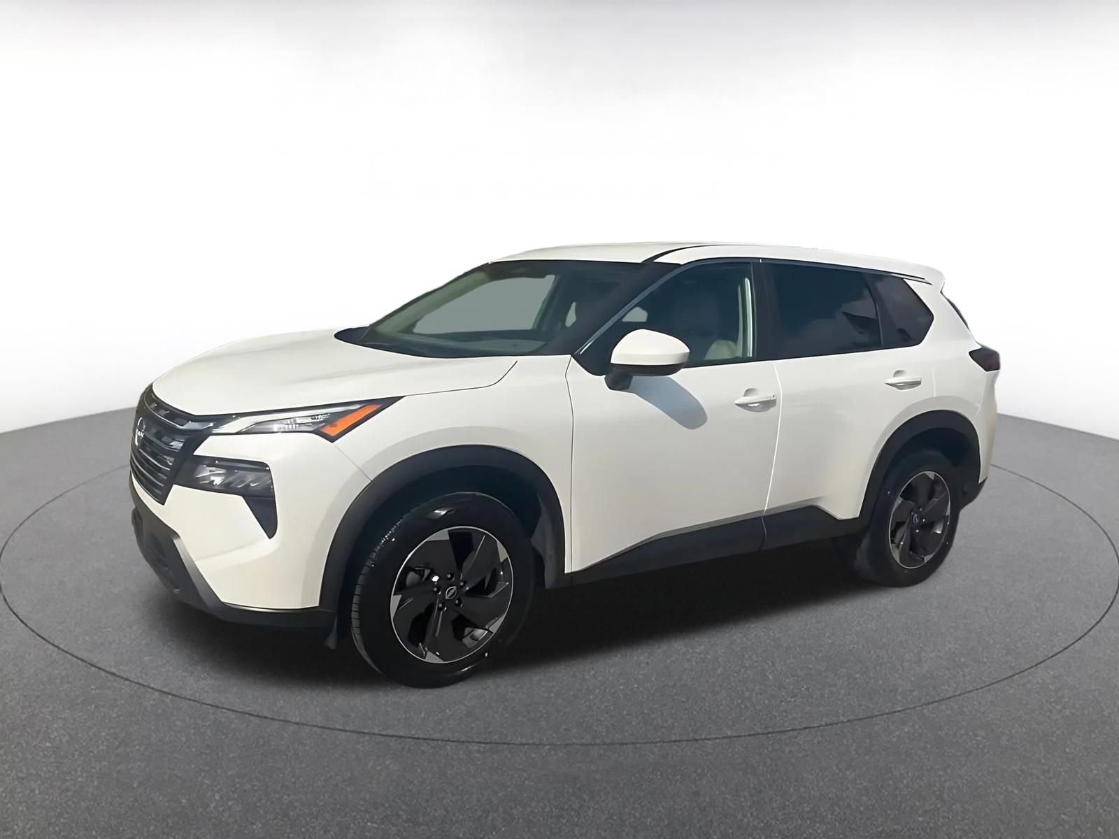 Used 2025 Nissan Rogue SV FWD image 8