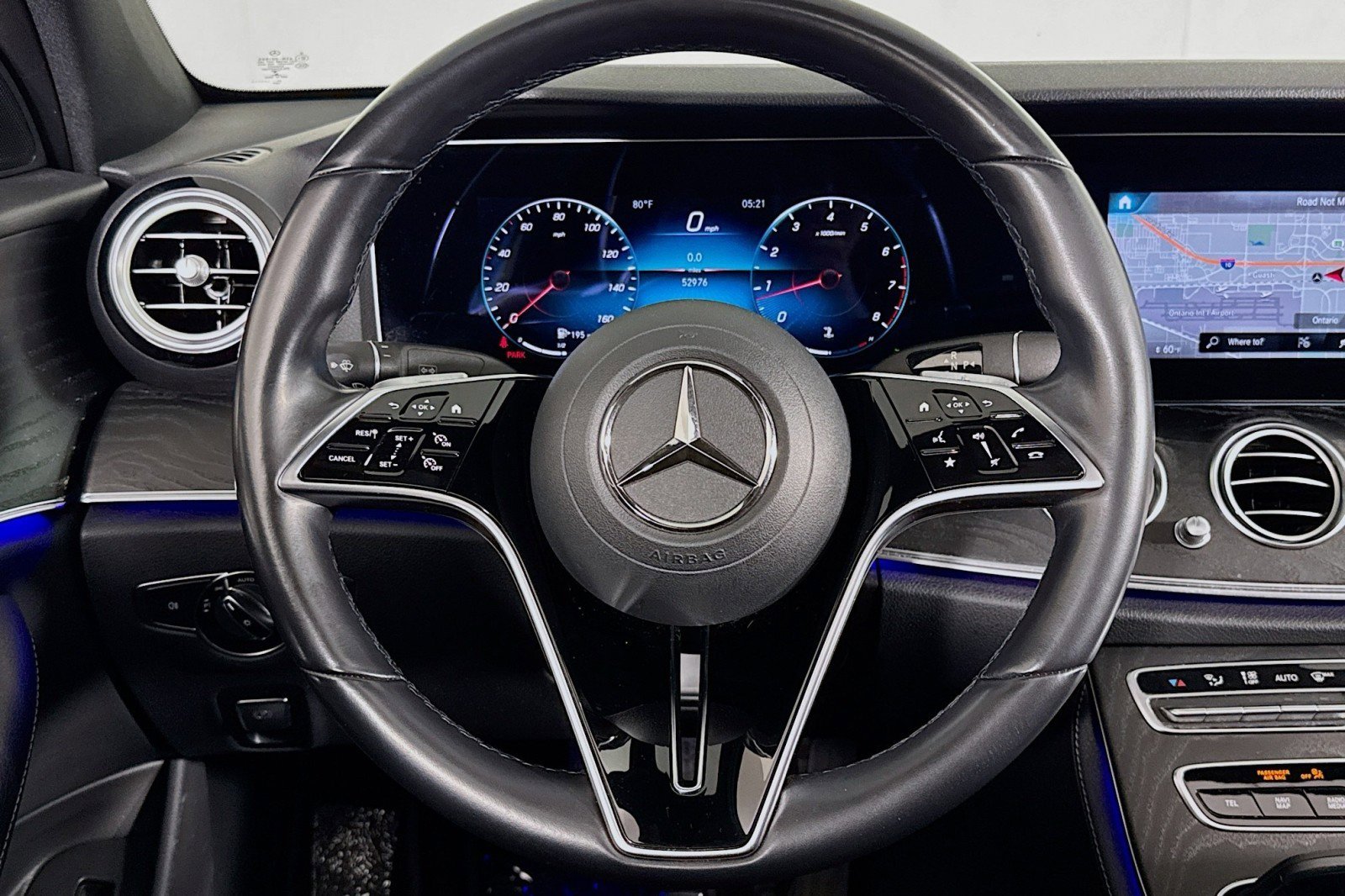 Used 2022 Mercedes-Benz E 350 4MATIC Sedan image 18