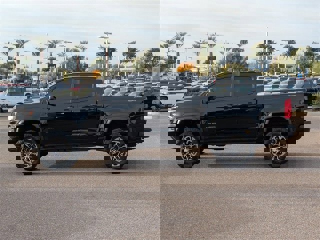 Used 2022 Chevrolet Colorado ZR2 image 3