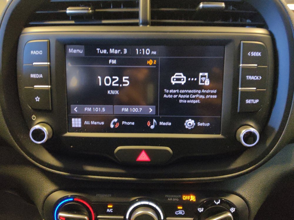 Used 2025 Kia Soul LX image 25