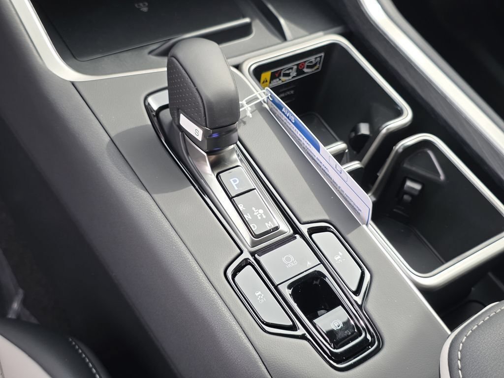 New 2026 Lexus TX 500h AWD image 23