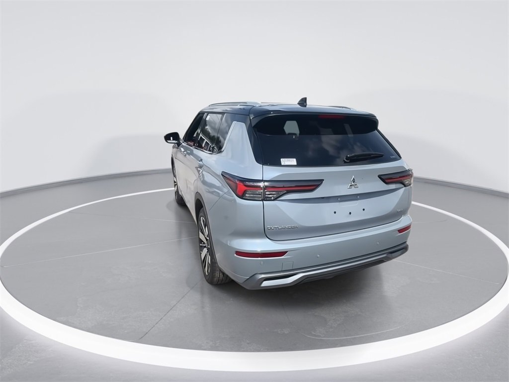New 2025 Mitsubishi Outlander SEL image 7