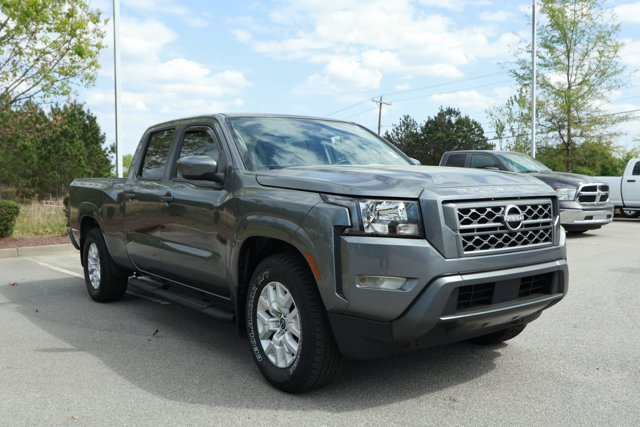 Used 2023 Nissan Frontier SV w/ Technology Package RWD image 3