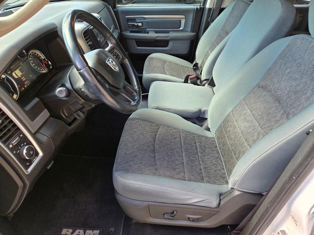 Used 2019 RAM 1500 Big Horn RWD image 12