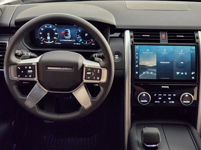 New 2026 Land Rover Discovery S AWD/4WD image 26