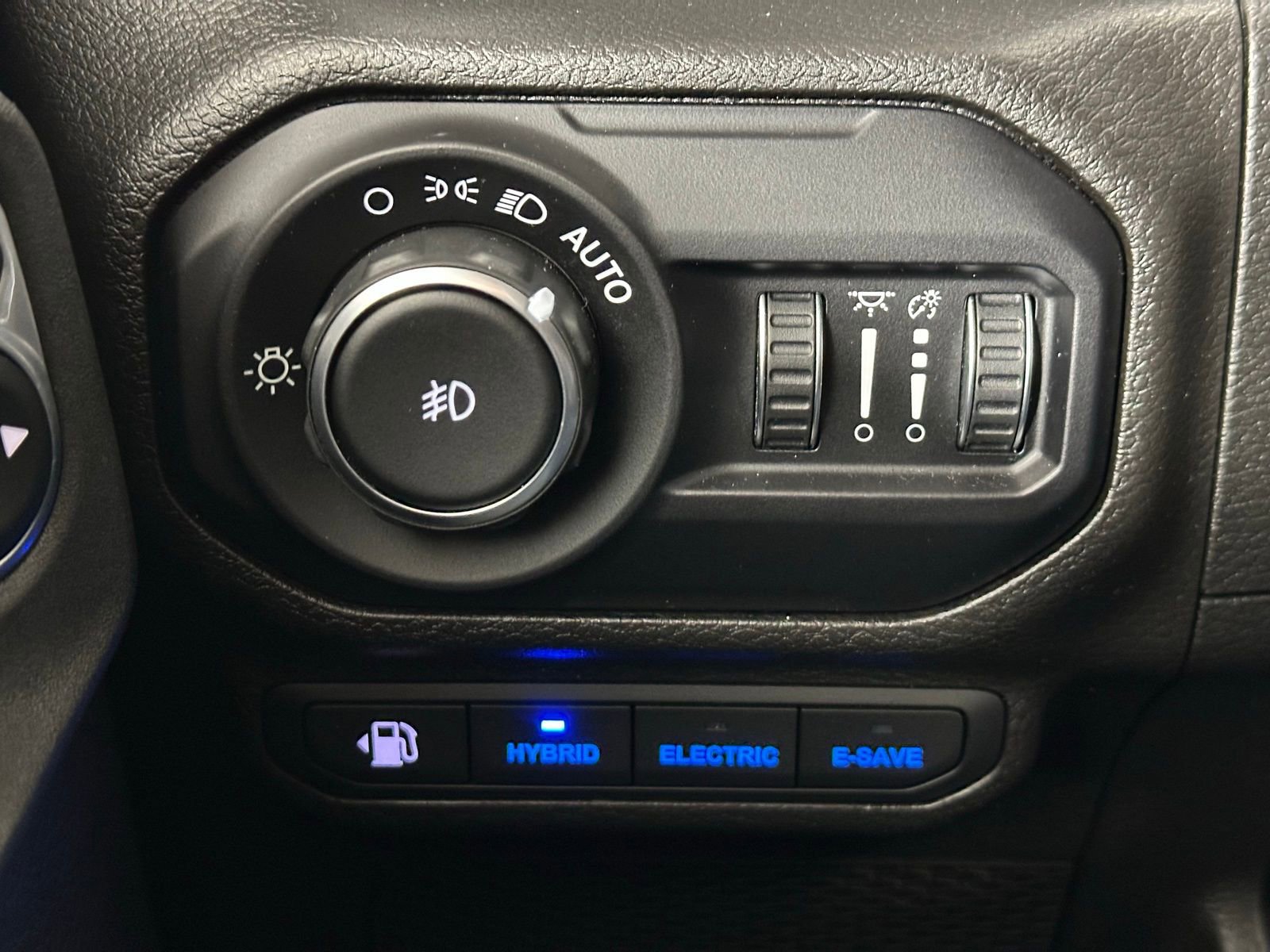 Used 2022 Jeep Wrangler Unlimited Sahara 4xe w/ Cold Weather Group image 36