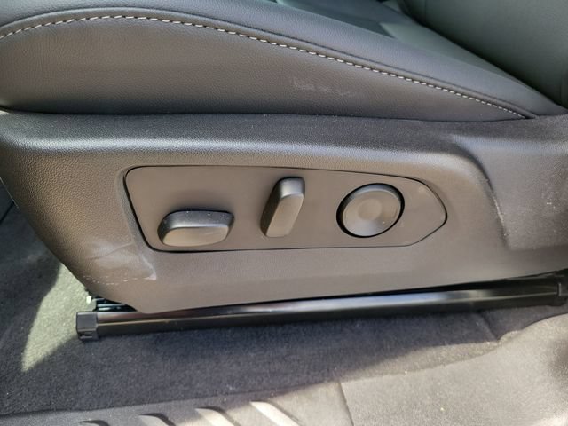 New 2026 GMC Canyon Elevation w/ Convenience Package AWD/4WD image 17