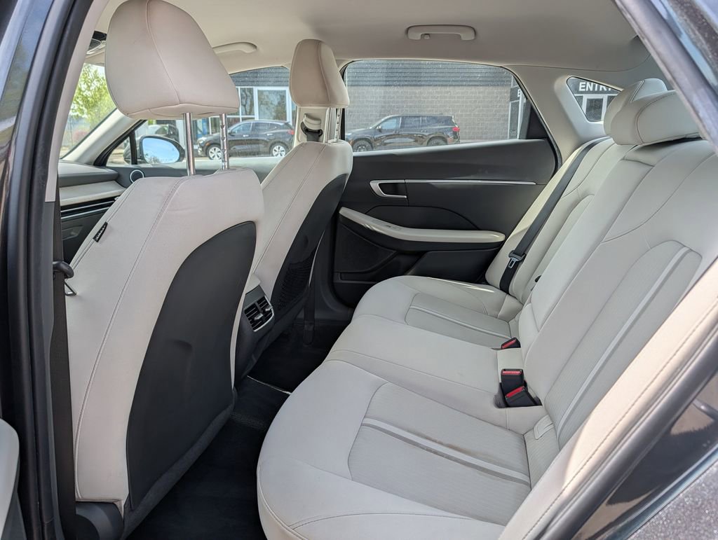 Used 2025 Hyundai Sonata SEL FWD image 21