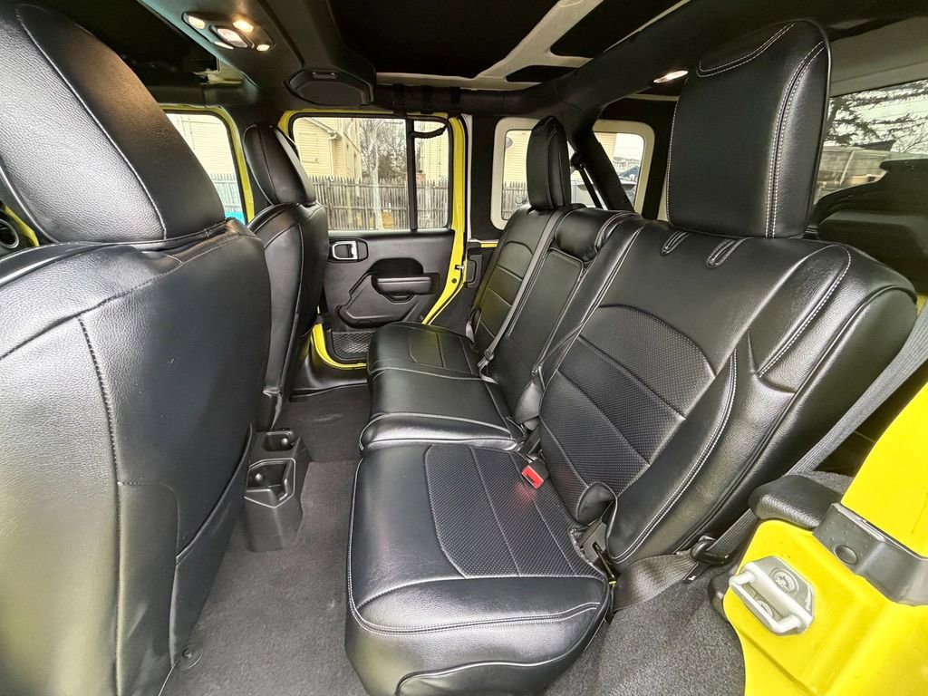 Used 2022 Jeep Wrangler Unlimited Sport image 25