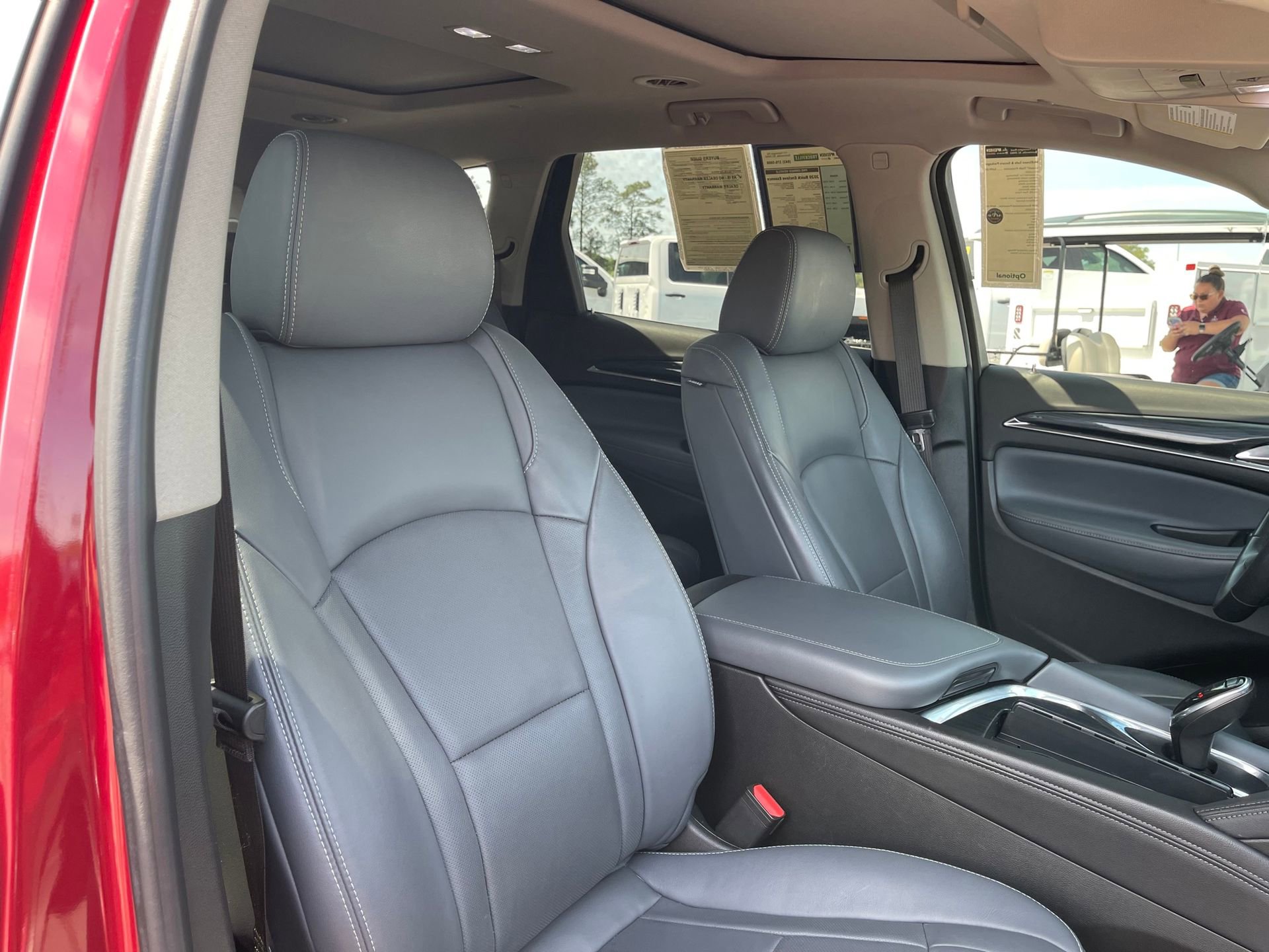 Used 2020 Buick Enclave Essence w/ Sound and Sites Package image 24