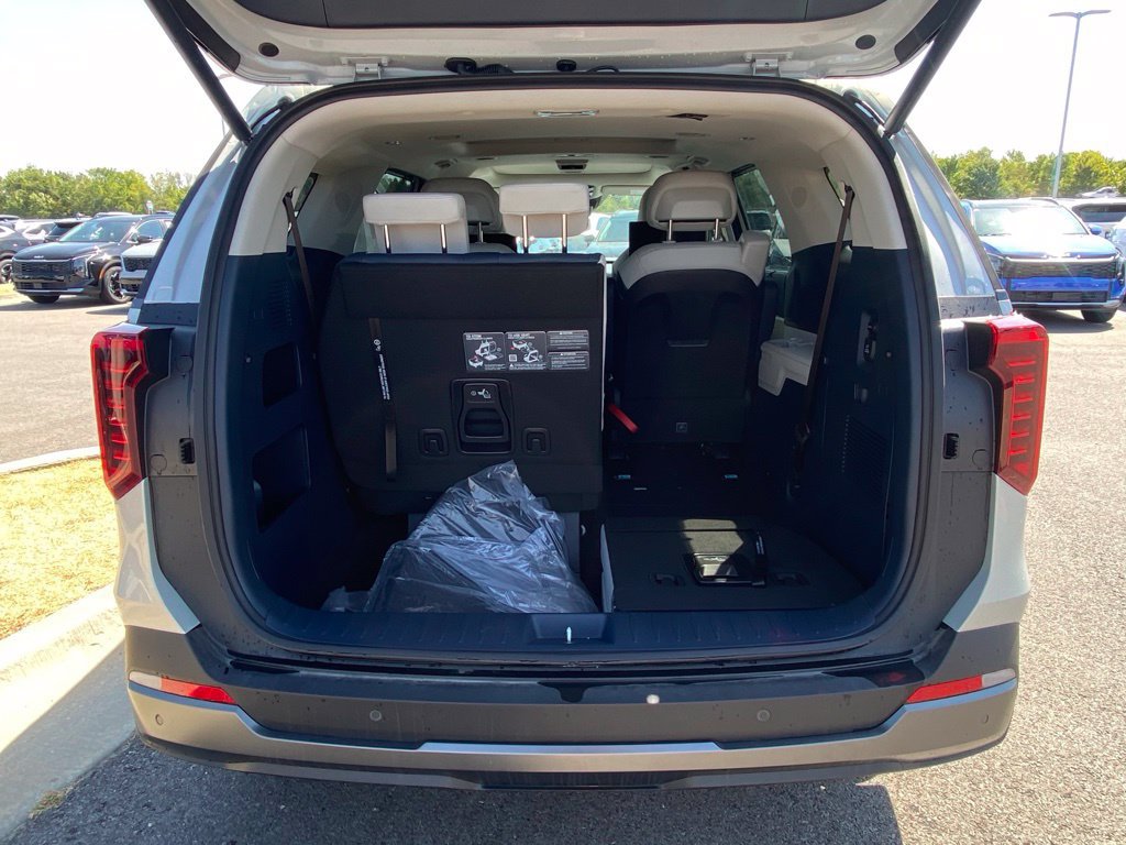 New 2026 Kia Carnival SX Prestige FWD image 9