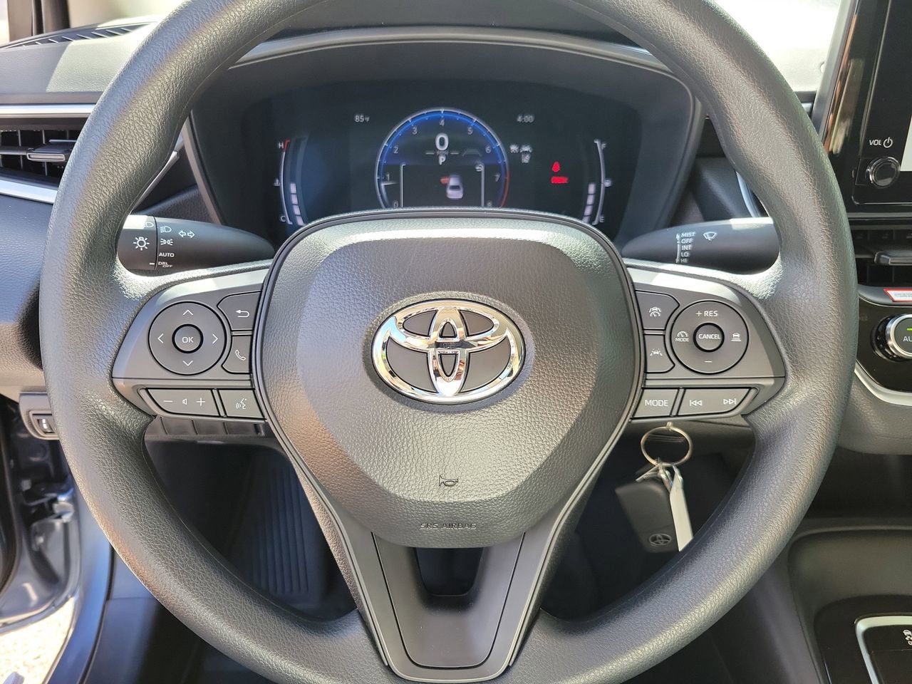 Used 2026 Toyota Corolla LE image 18