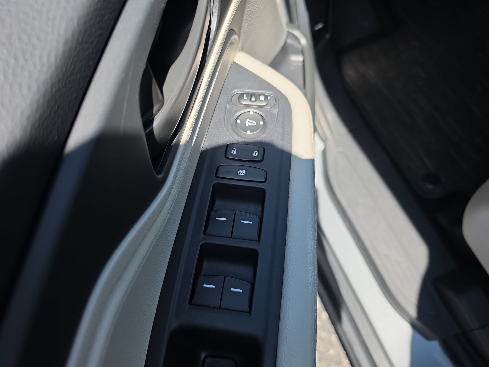 Used 2025 Honda Odyssey EX-L image 14