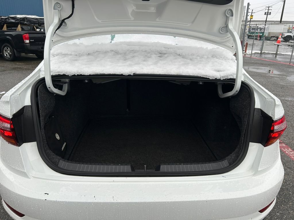 Used 2019 Volkswagen Jetta GLI image 24