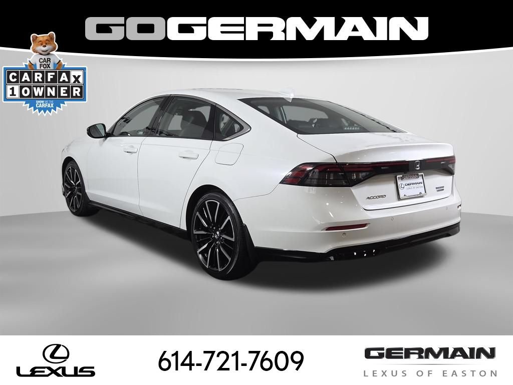 Used 2023 Honda Accord Touring image 9