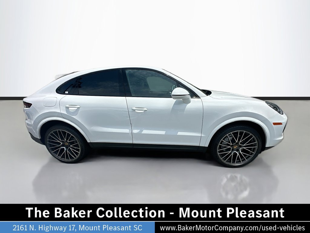 Used 2023 Porsche Cayenne Platinum Edition AWD/4WD image 4