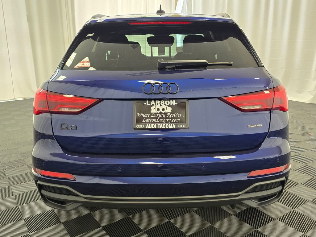 New 2025 Audi Q3 2.0T Premium image 5