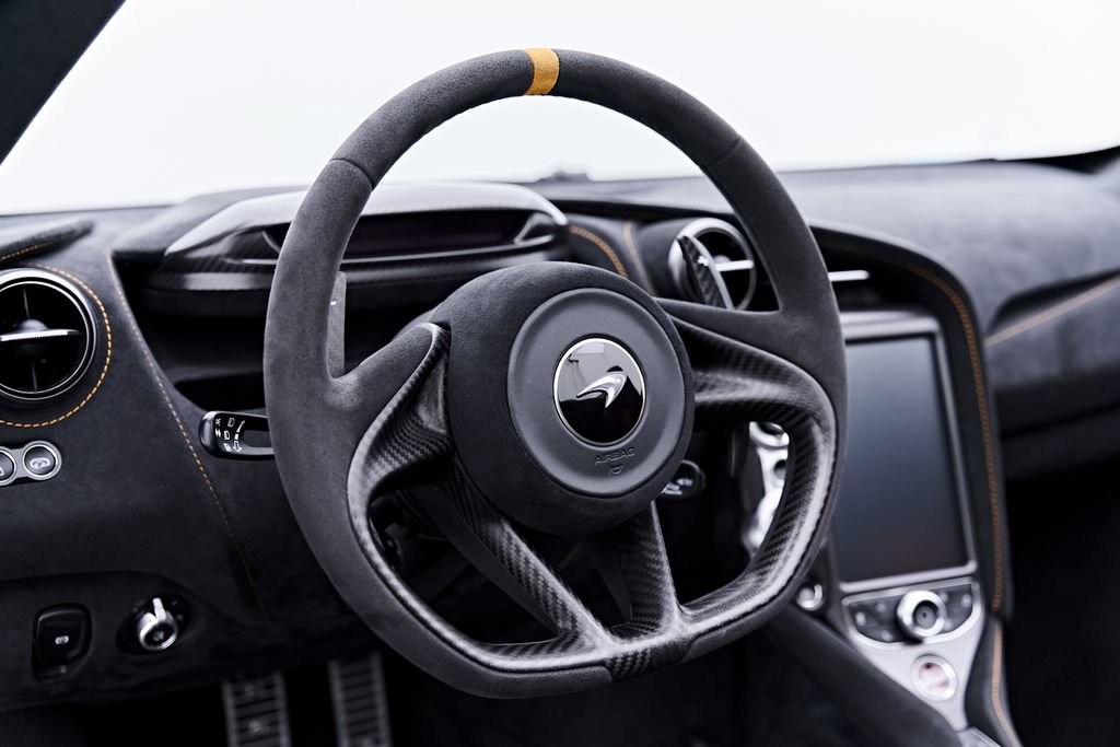 Used 2022 McLaren 765LT RWD image 69