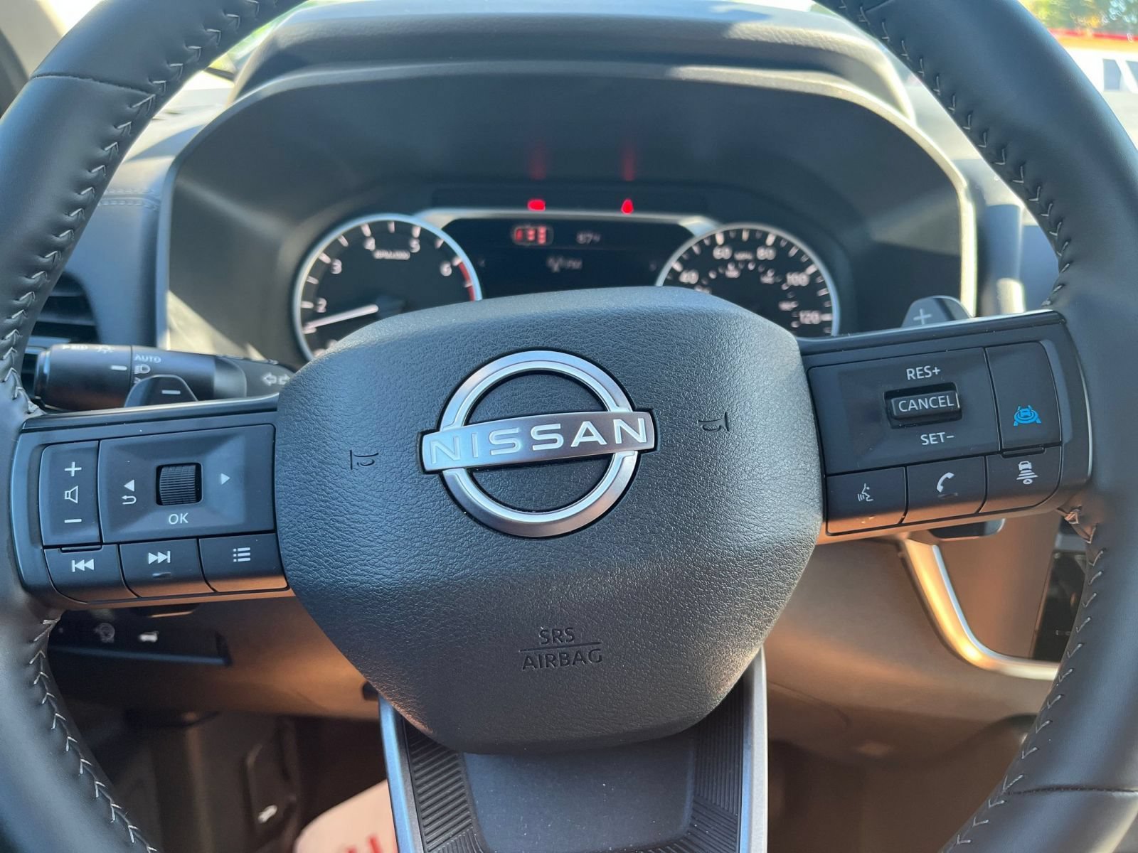 Used 2026 Nissan Rogue SV FWD image 28