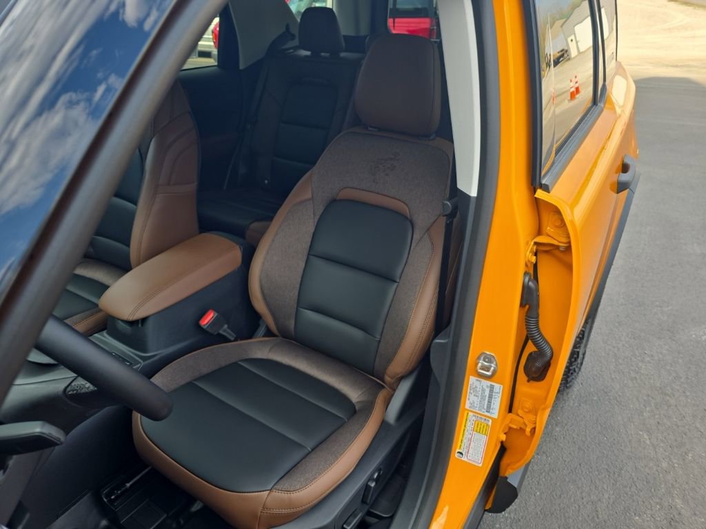 New 2026 Ford Bronco Sport Outer Banks w/ Sasquatch Outer Banks Package AWD/4WD image 14