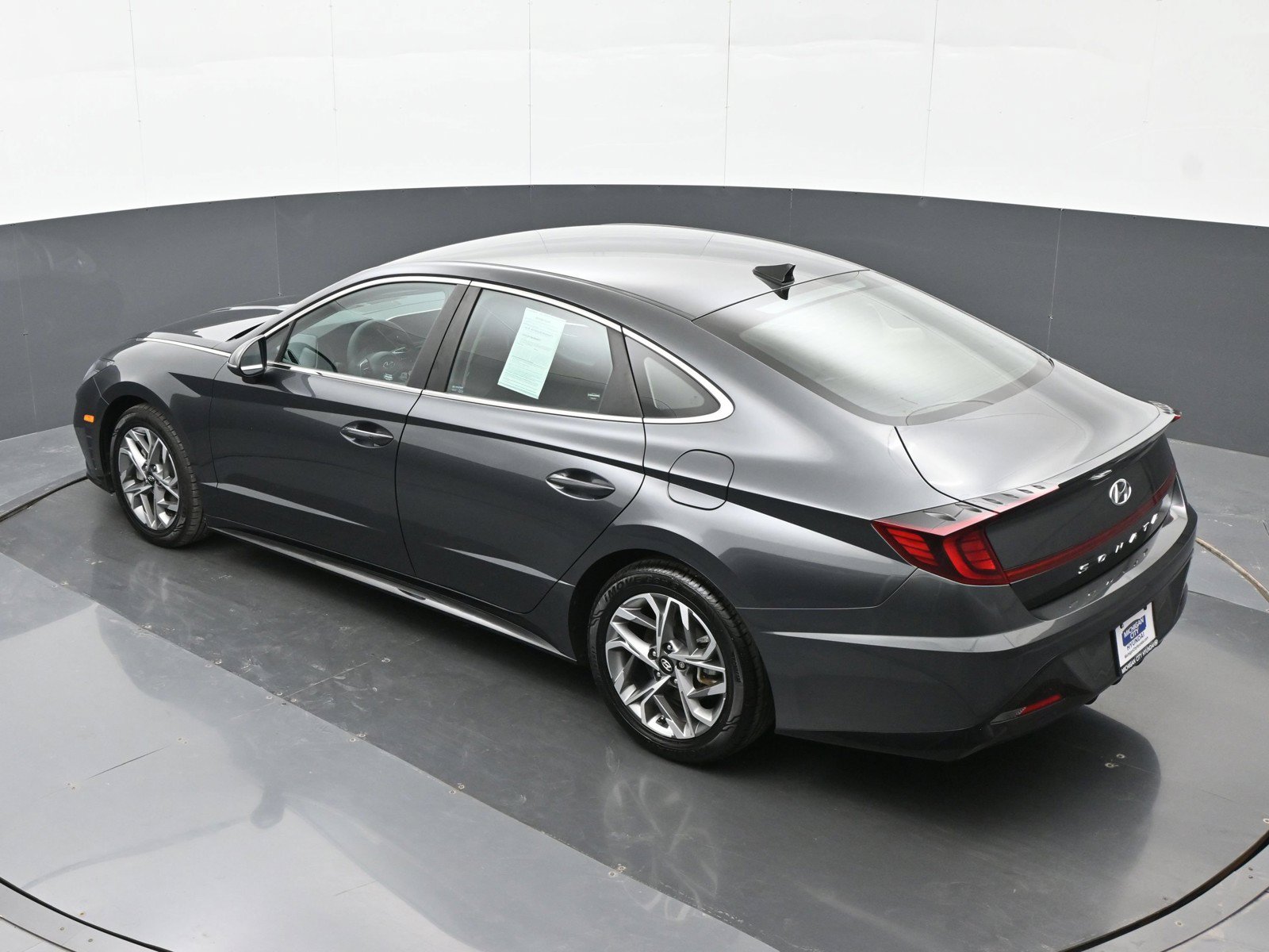 Certified 2023 Hyundai Sonata SEL w/ Preferred Accessory Package FWD image 32