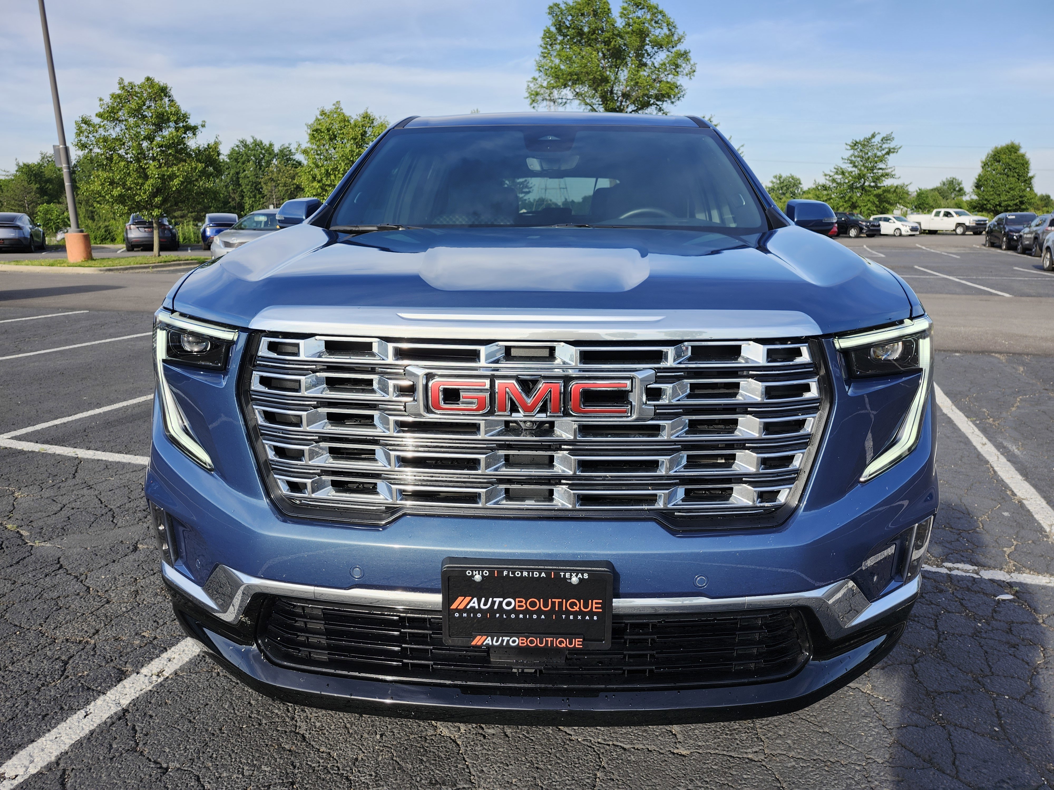 Used 2025 GMC Acadia Denali w/ Super Cruise Package AWD/4WD image 12