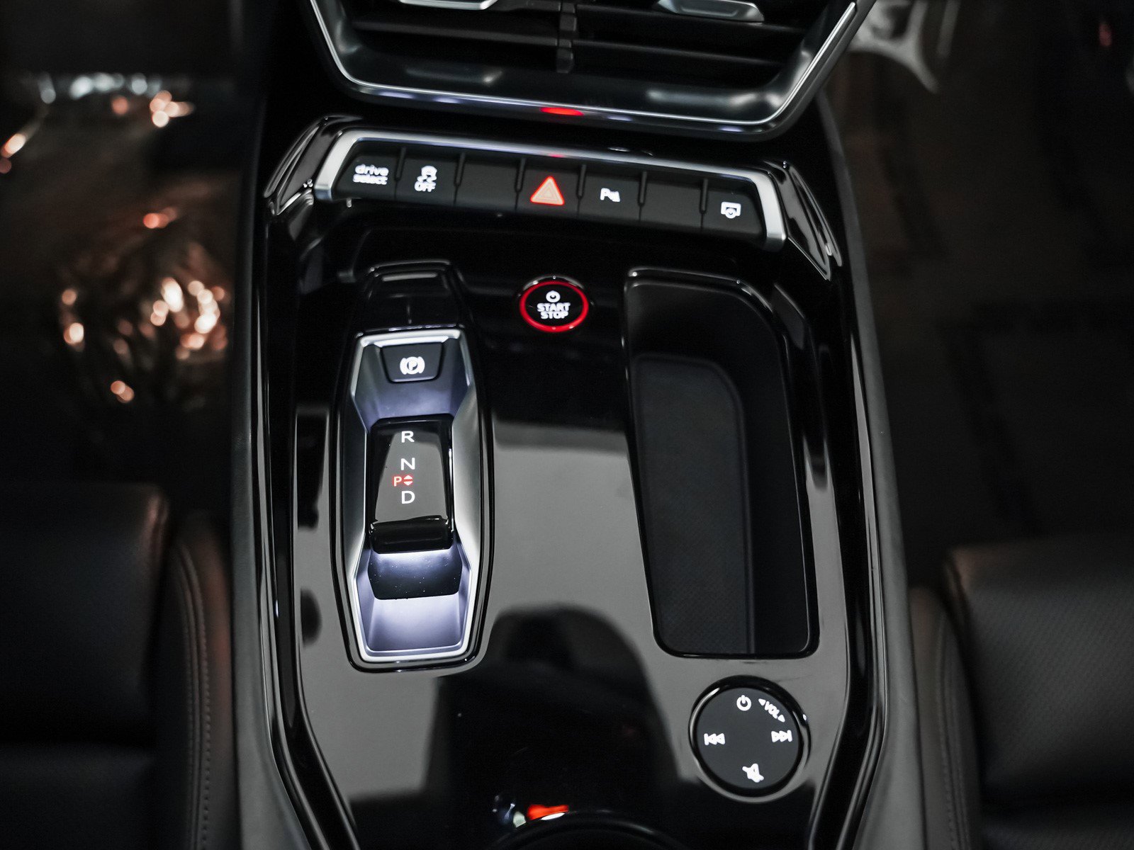 Used 2023 Audi e-tron GT Premium Plus w/ Performance Package image 17