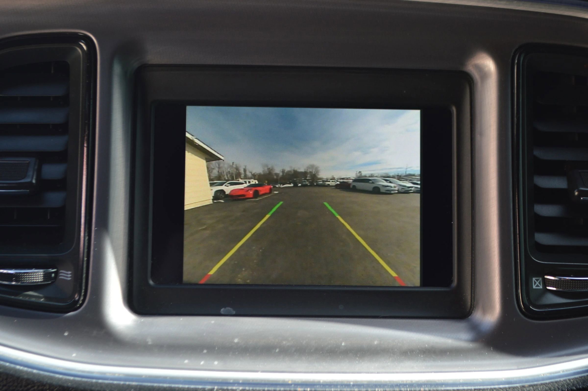 Used 2019 Dodge Challenger SXT image 18