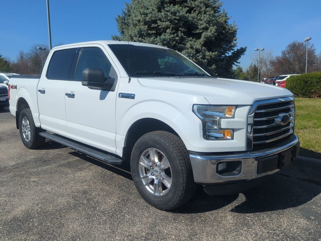 Used 2015 Ford F150 XLT w/ Equipment Group 301A Mid image 4