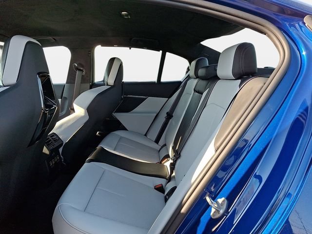 New 2026 BMW M5 w/ Carbon Package AWD/4WD image 9