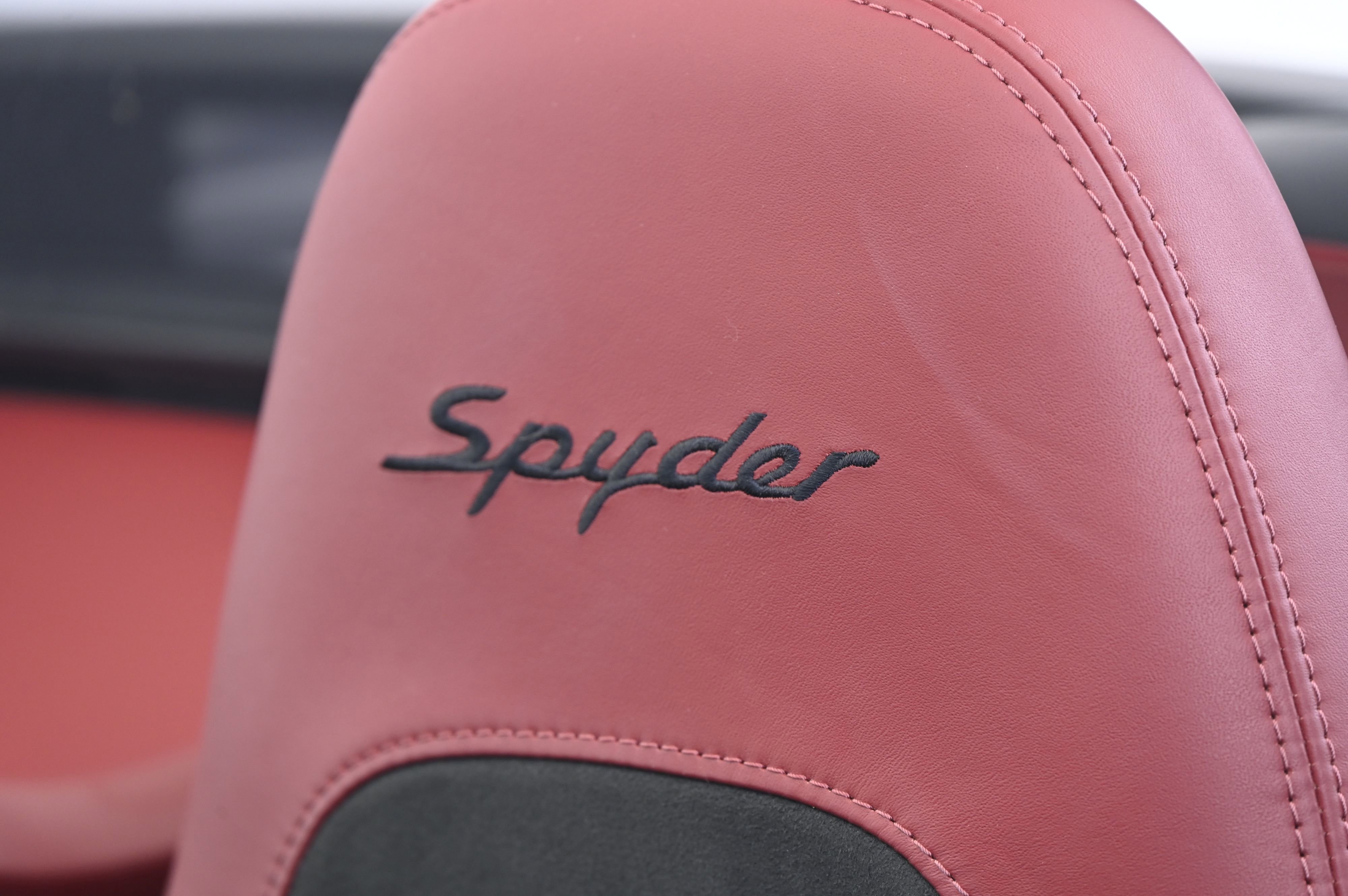 Used 2022 Porsche 718 Boxster Spyder image 31