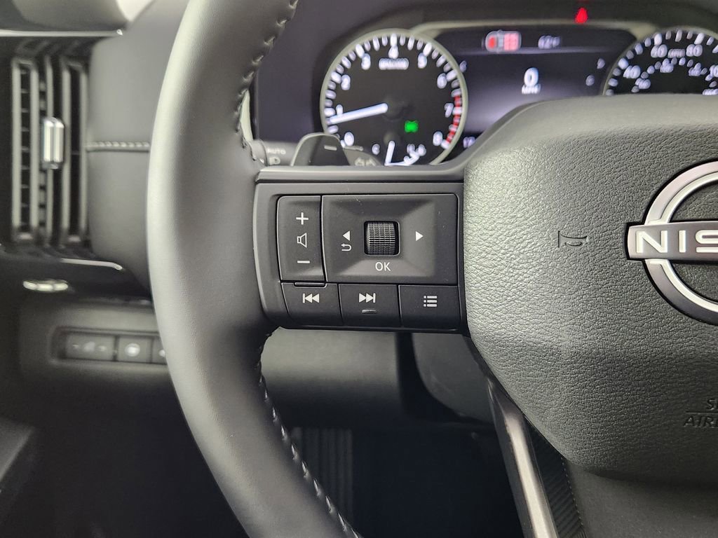 New 2026 Nissan Pathfinder SV AWD/4WD image 17