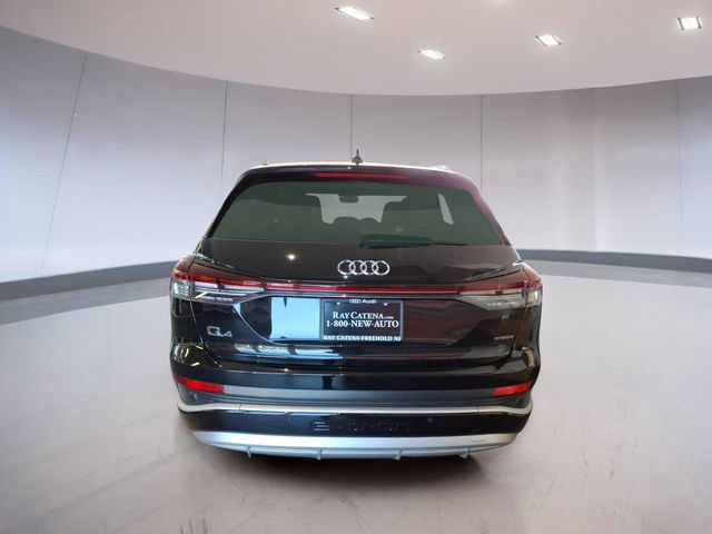 Used 2023 Audi Q4 e-tron Premium Plus w/ Premium Plus image 5