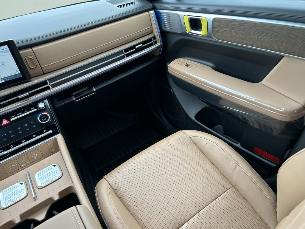 New 2027 Hyundai Santa Fe Calligraphy FWD image 21