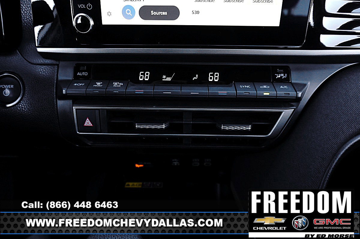 Used 2025 Toyota Camry LE image 17