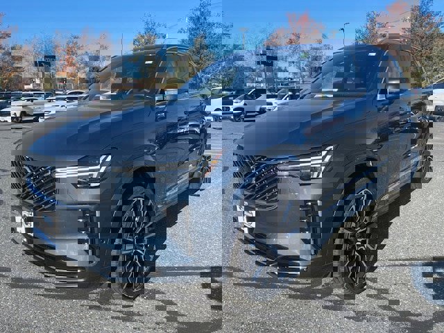 New 2026 Volvo XC90 B6 Plus w/ Protection Package